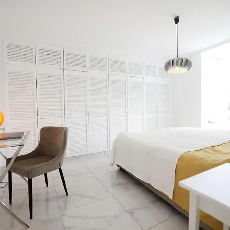 Sun Club 普拉亚戴尔雷安格莱斯